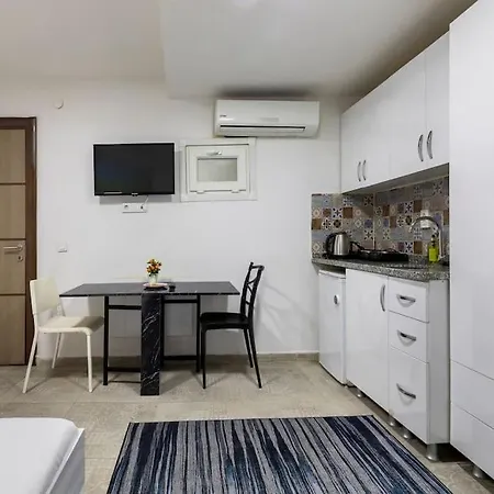 Cozy & Comfy Studio At Beyoglu - 15 Istanbul